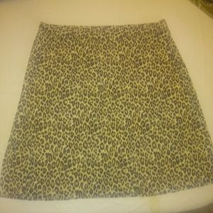 New Leopard print skirt, amazing on